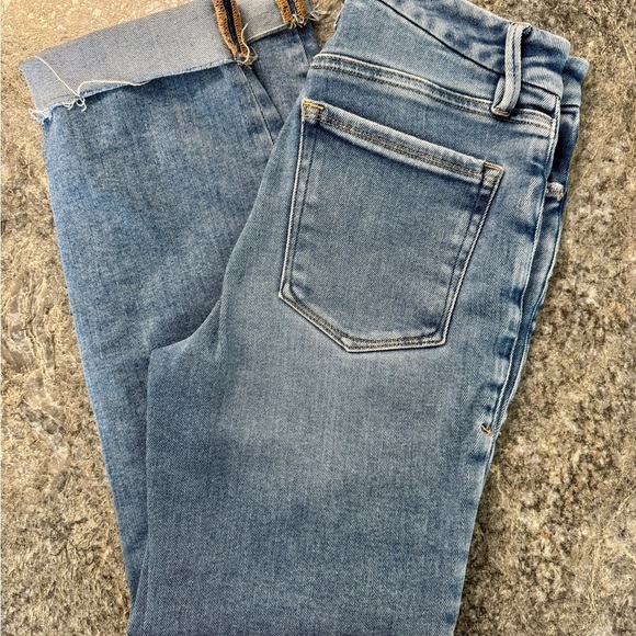 Good American Jeans - Picture 5 of 6